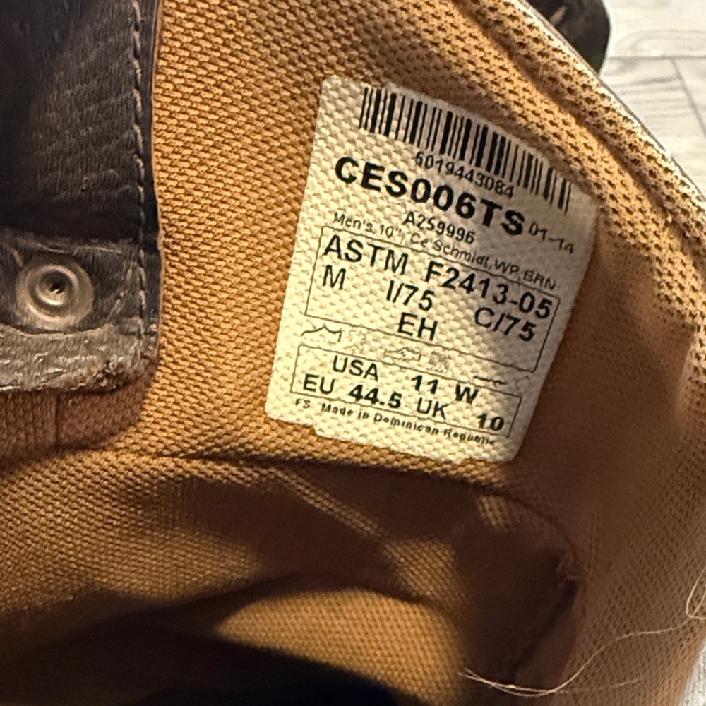 Men size 11 Work Boots in used condition they do show wear - Picture 6 of 6